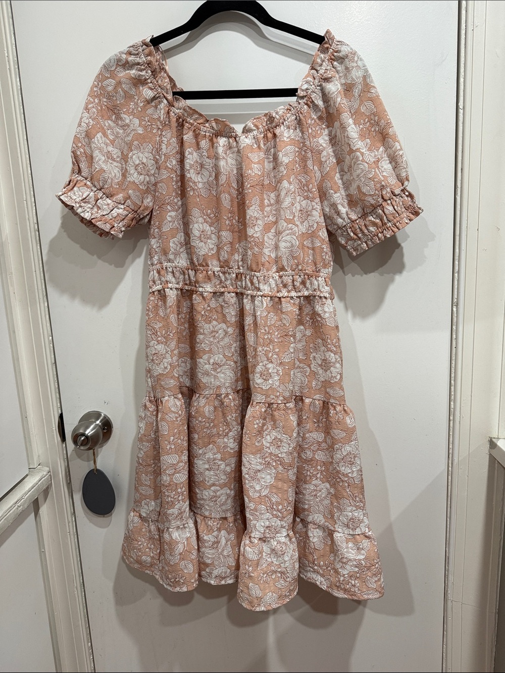 Blu Pepper Peasant Floral Tiered Dress in Blush Peach and White - Size Large